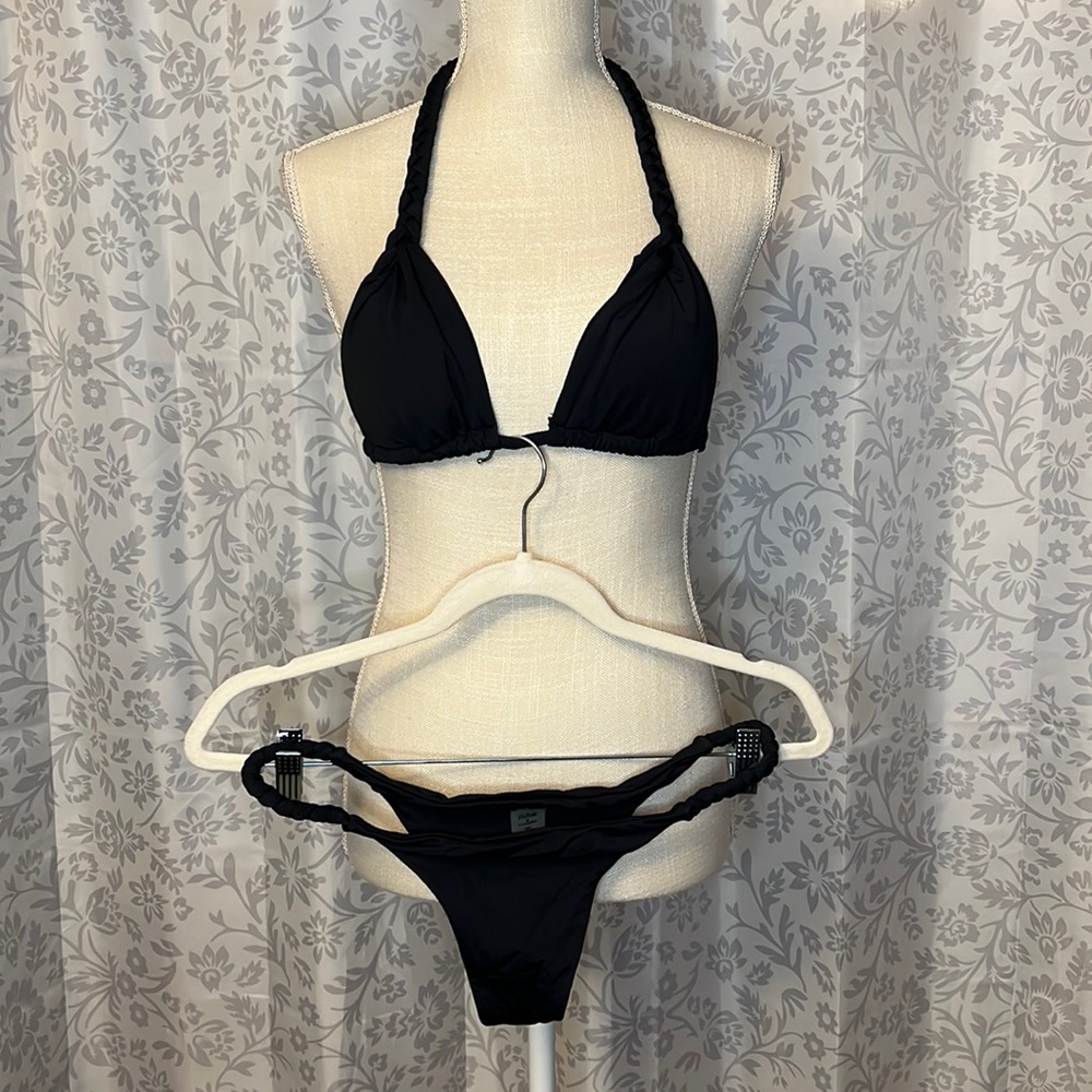 Bikini Top & Bottom - Picture 1 of 5